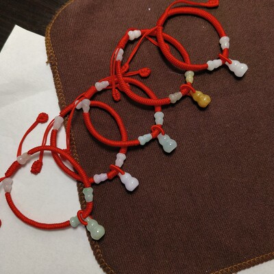 五福翡翠小葫芦亲子红手绳手工原创本命年女款宝宝儿童小众玉生日