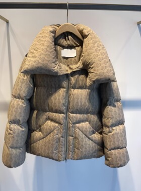 正品2E4K255-220 D大22冬3 3599W 深卡其 老花羽绒服