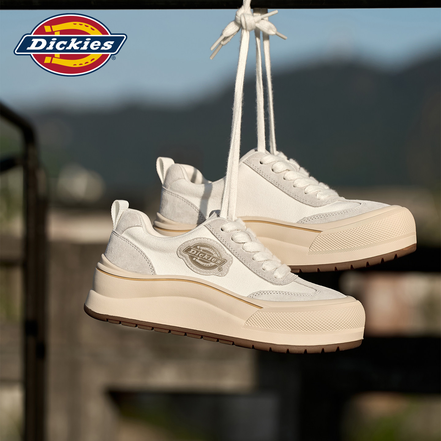 Dickies白色厚底增高板鞋女款图片