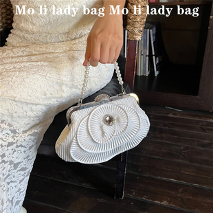 新中式淑女复古珍珠手拎山茶花汉服包宴会包仙女斜挎手提包旗袍包