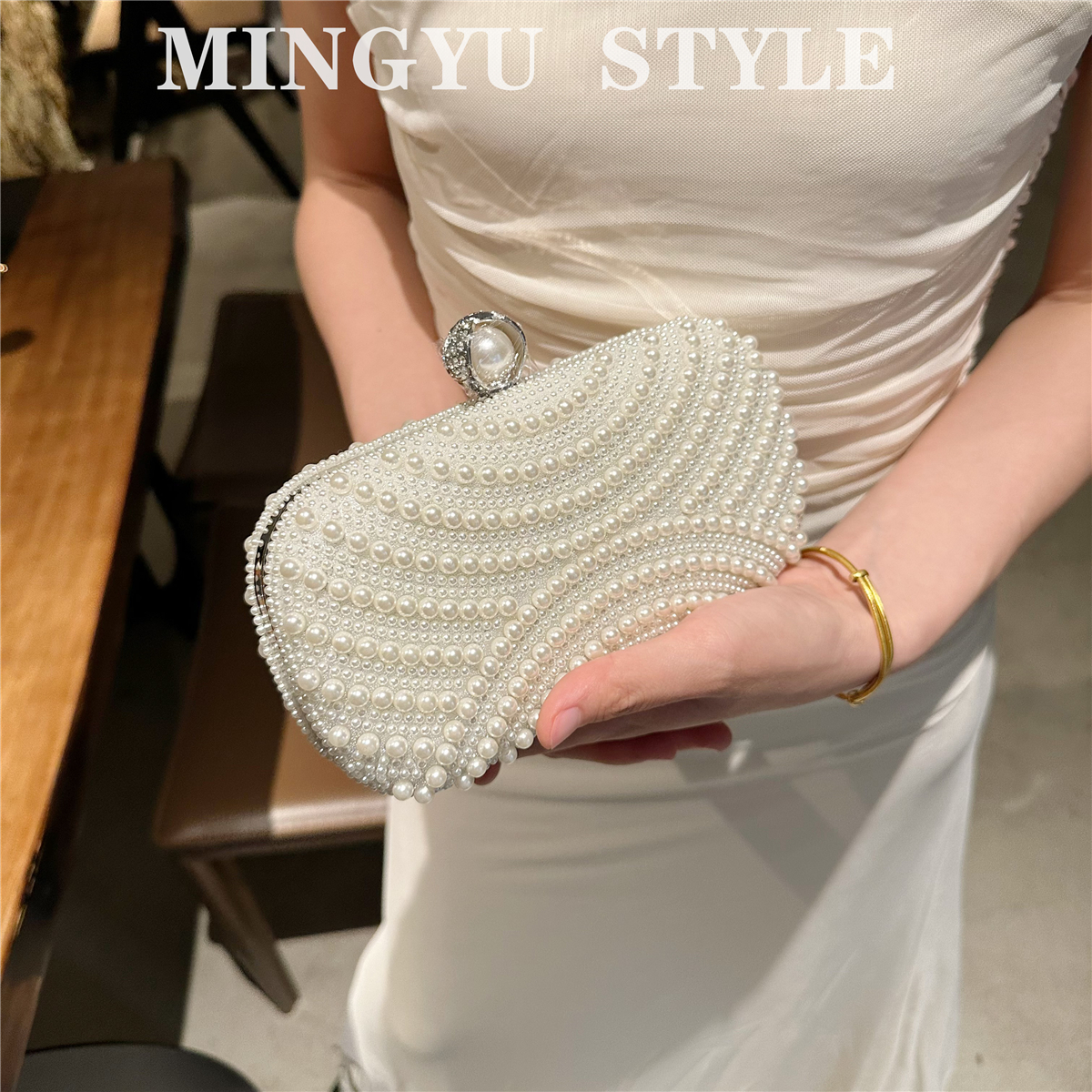 2025新款珍珠包旗袍手提包斜挎包女包复古汉服串珠包名媛礼服包