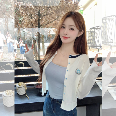 刺绣冰丝精纺细羊毛衫拼色针织