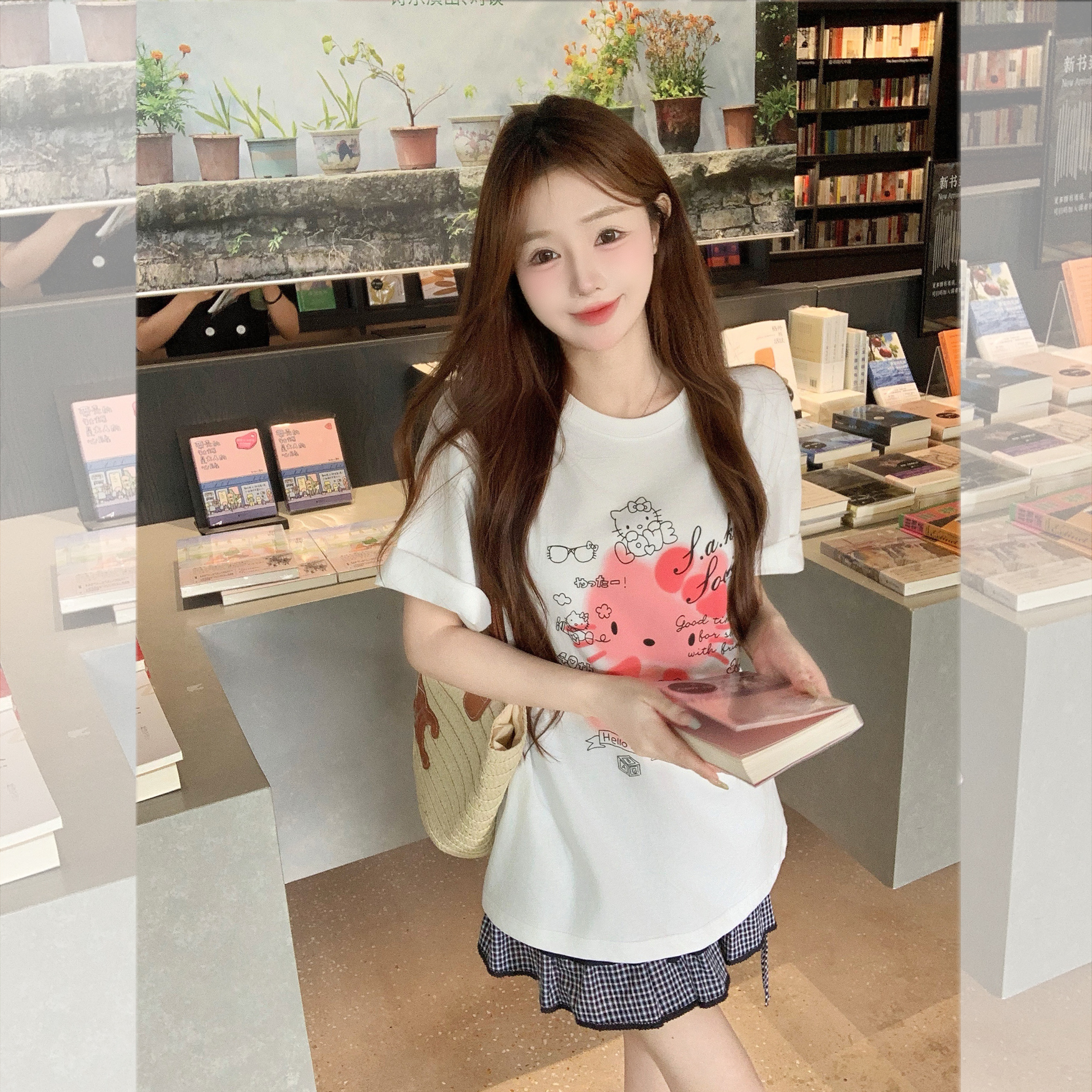钟菲菲kitty猫印花纯棉宽松短袖女t恤2025新款独特漂亮的小上衣夏
