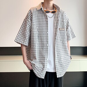 夏款港风男士衬衣 流行格子宽松短袖衬衫 酒店内景 6610 P45控58图片