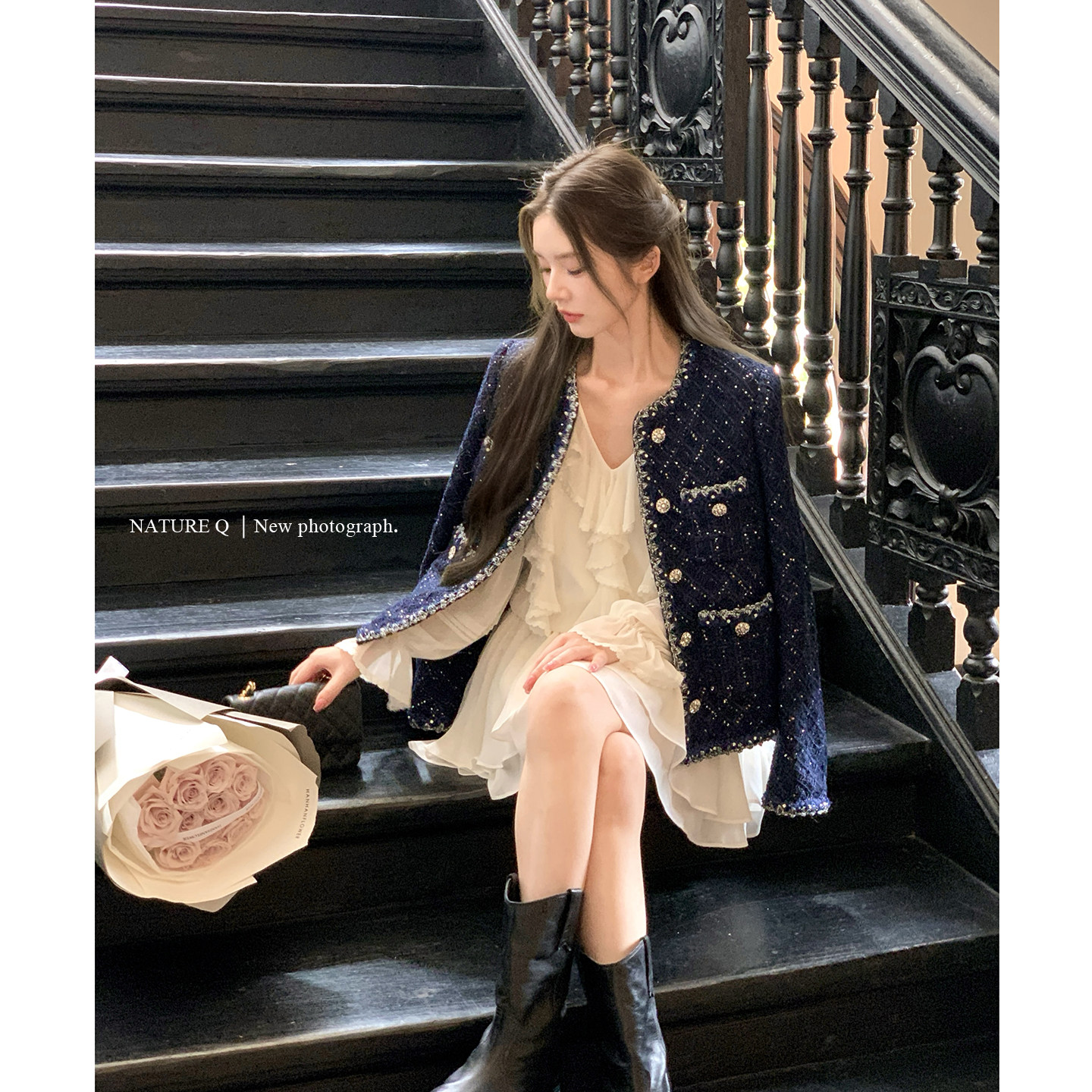 杨小卷 暗夜星河 重工亮片花纱粗花呢小香风外套短款高级感上衣秋图片