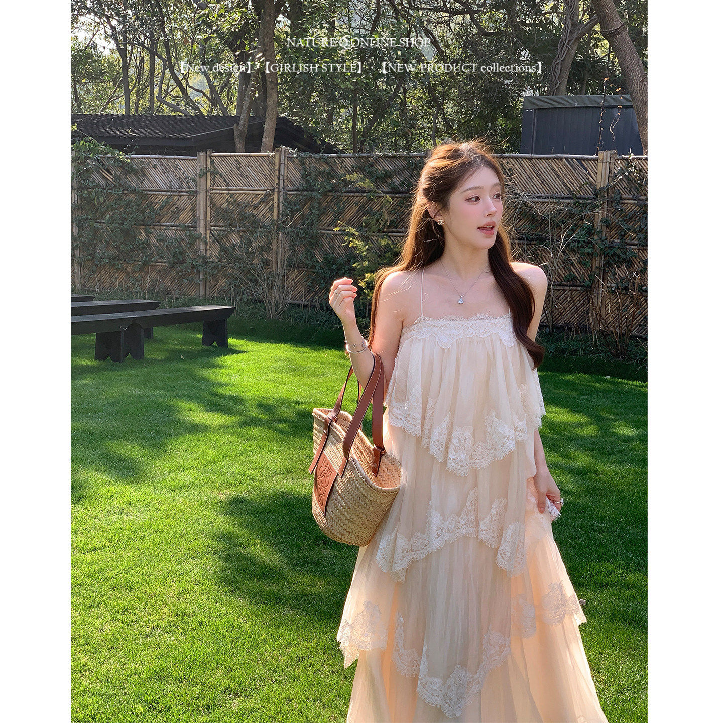 杨小卷 浪漫氛围感仙女裙蛋糕裙连衣裙度假裙法式蕾丝露背吊带裙图片