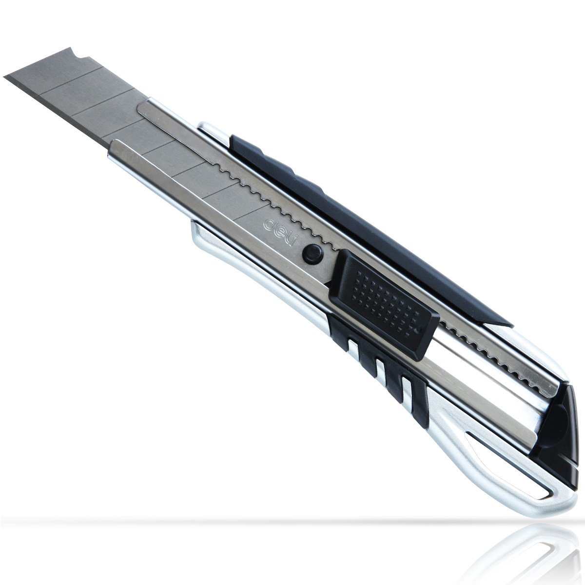 得力2057美工刀大号美工刀金属裁纸刀锌合金刀壳壁纸刀美工刀