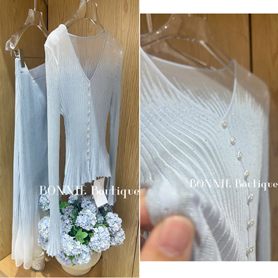 BONNIE Boutique法式浪漫温柔风重工烫钻V领针织衫+半身裙套装