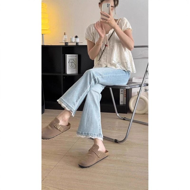 复古浅蓝色蕾丝边微喇牛仔裤女夏季新款大码高腰显瘦喇叭九分裤子