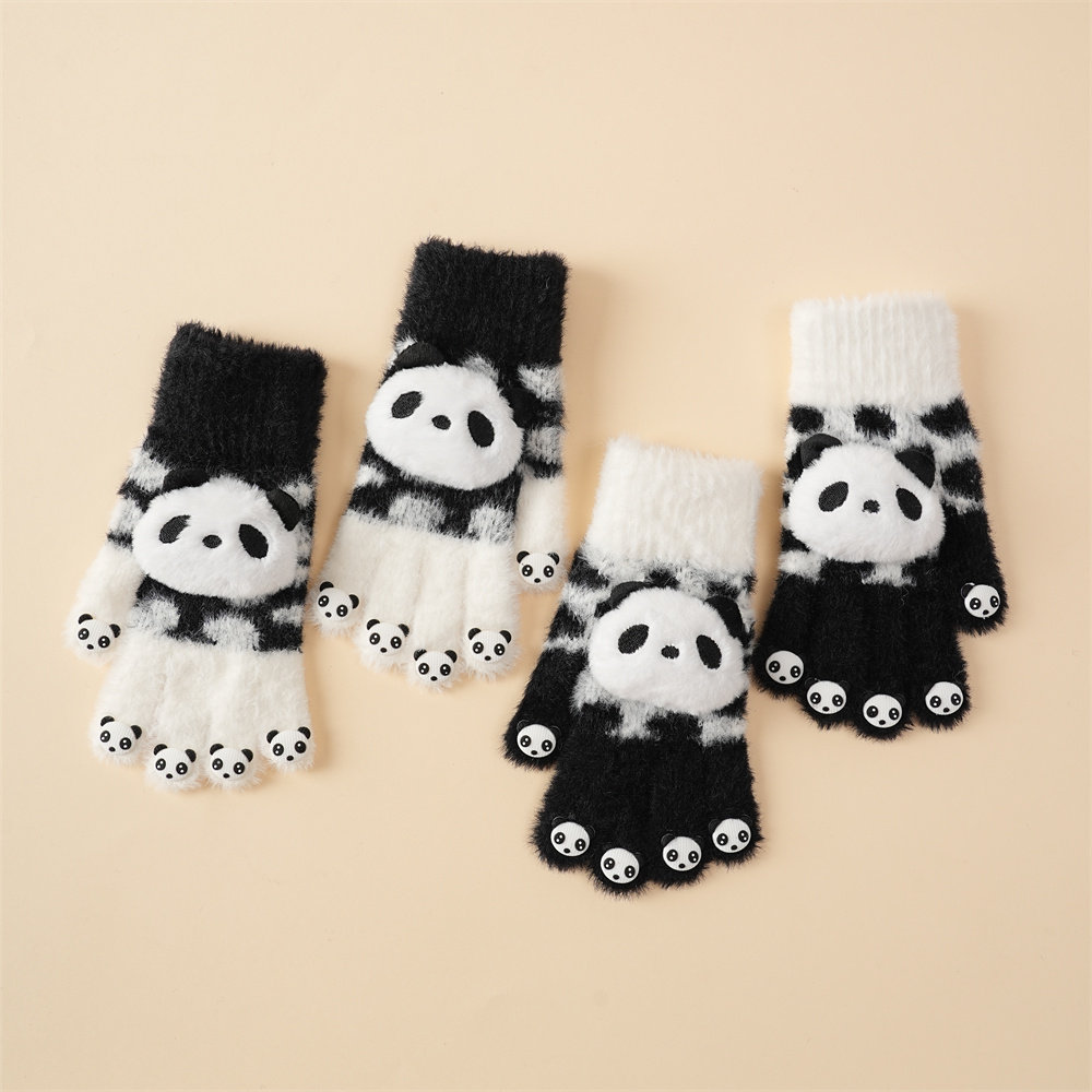 可爱熊猫毛绒针织五指手套青少年成人保暖加厚冬季学生骑车分指套
