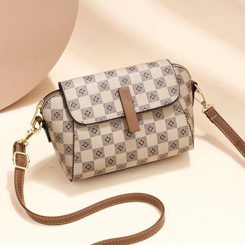 女包包2025新款时尚女士贝壳小包包百搭高颜值高级感单肩斜挎包