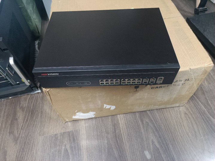 海康威视安防设备视频解码器