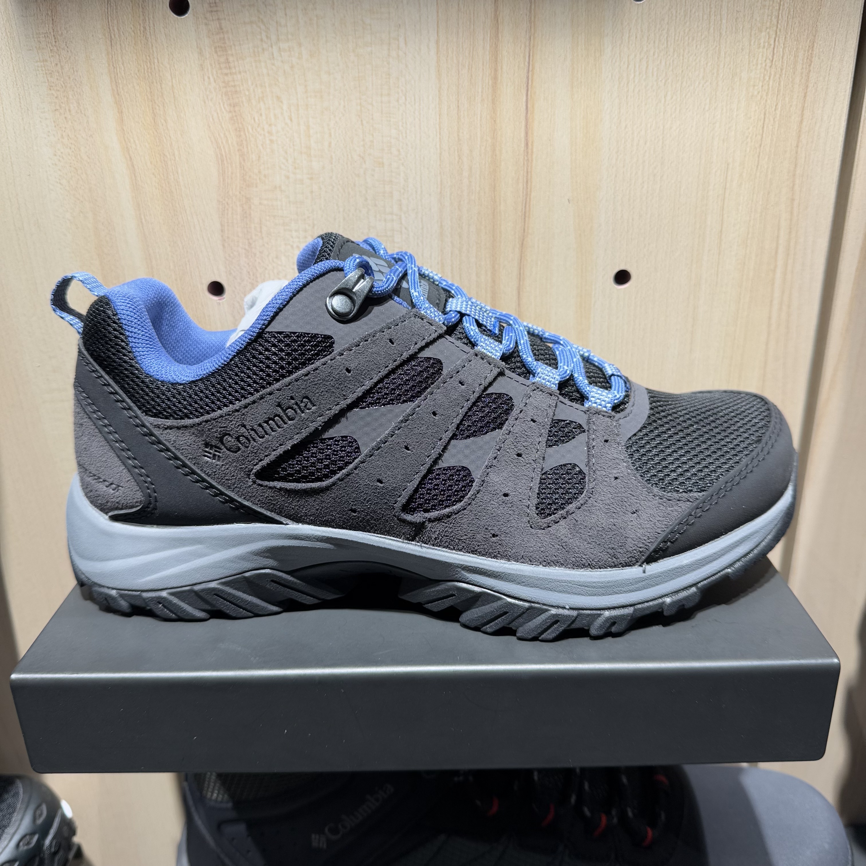 登山徒步鞋登山徒步鞋哥伦比亚