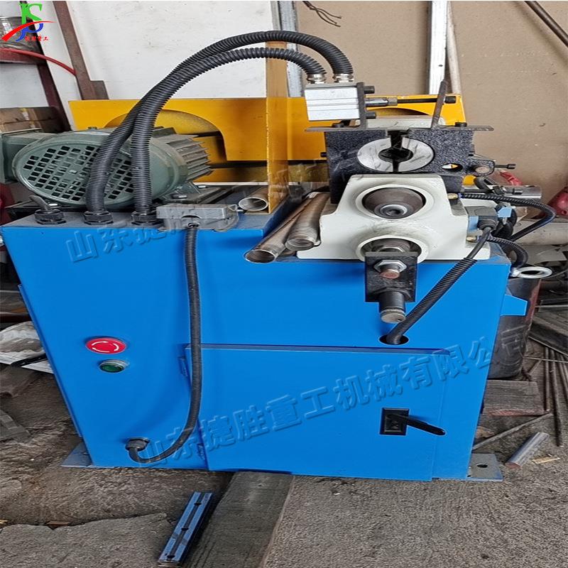 圆倒角机 自动进退刀金属管材切机 管ipe cham剪fPering machine