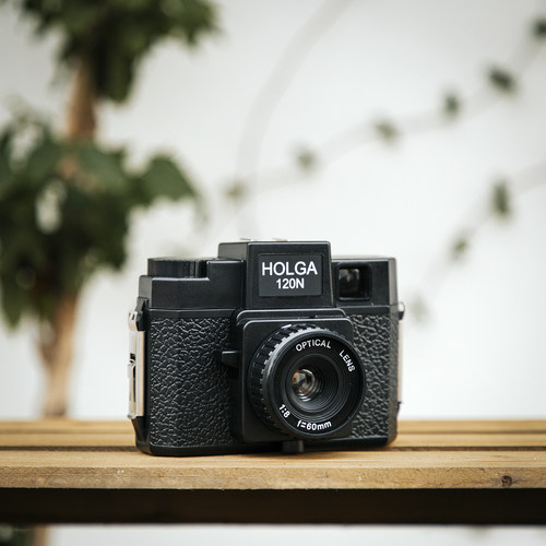 Holga 彩色相机 120N漏光大师黑色塑料树脂镜头可接彩闪 复古相机