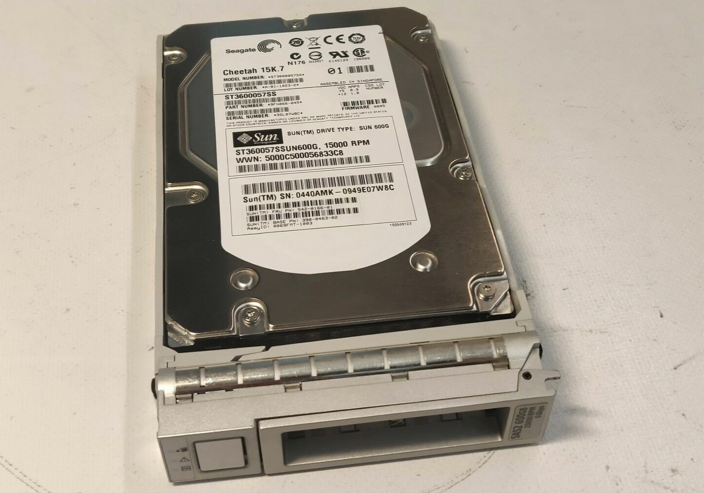 Sun ST3600057SS 542-0179-01 390-0463-04 600G 15K 3.5 SAS硬盘