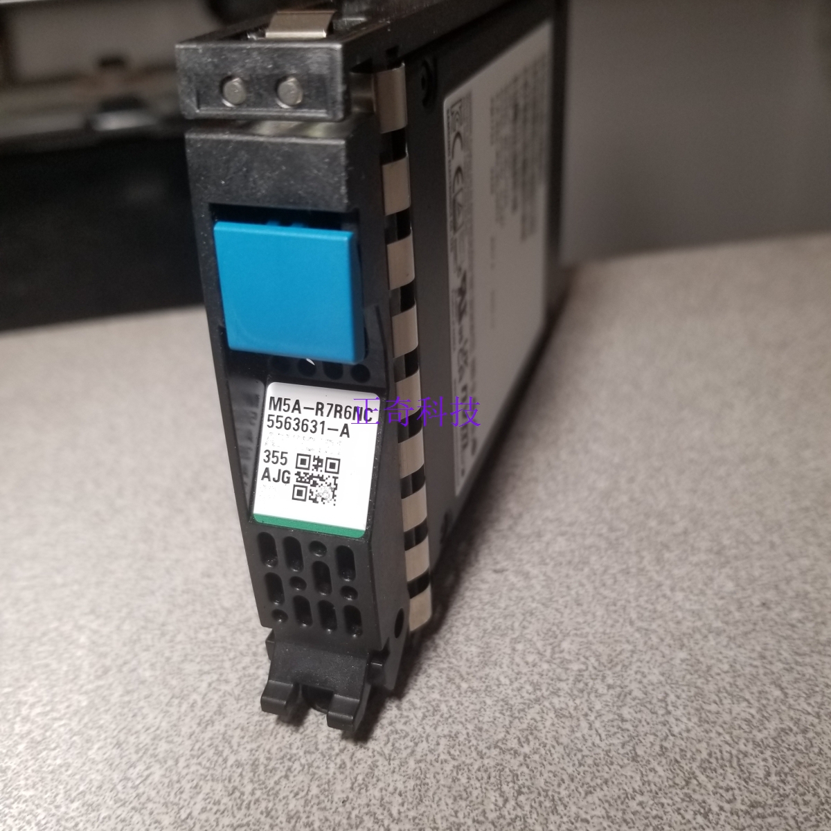 HDS VSP E590 E790 5563631-A 7.6T SSD存储硬盘DKC-F910I-7R6RVM
