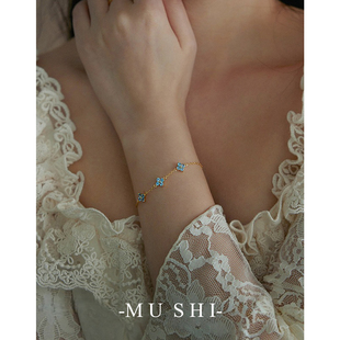 【木石有言】S925纯银镀18K金蓝锆石花朵手链女精致百搭手饰手环