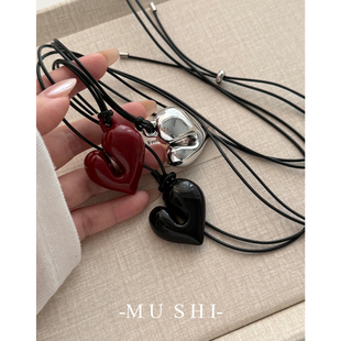 【木石有言】韩系复古亚克力不规则爱心可调节吊坠项链长款毛衣链