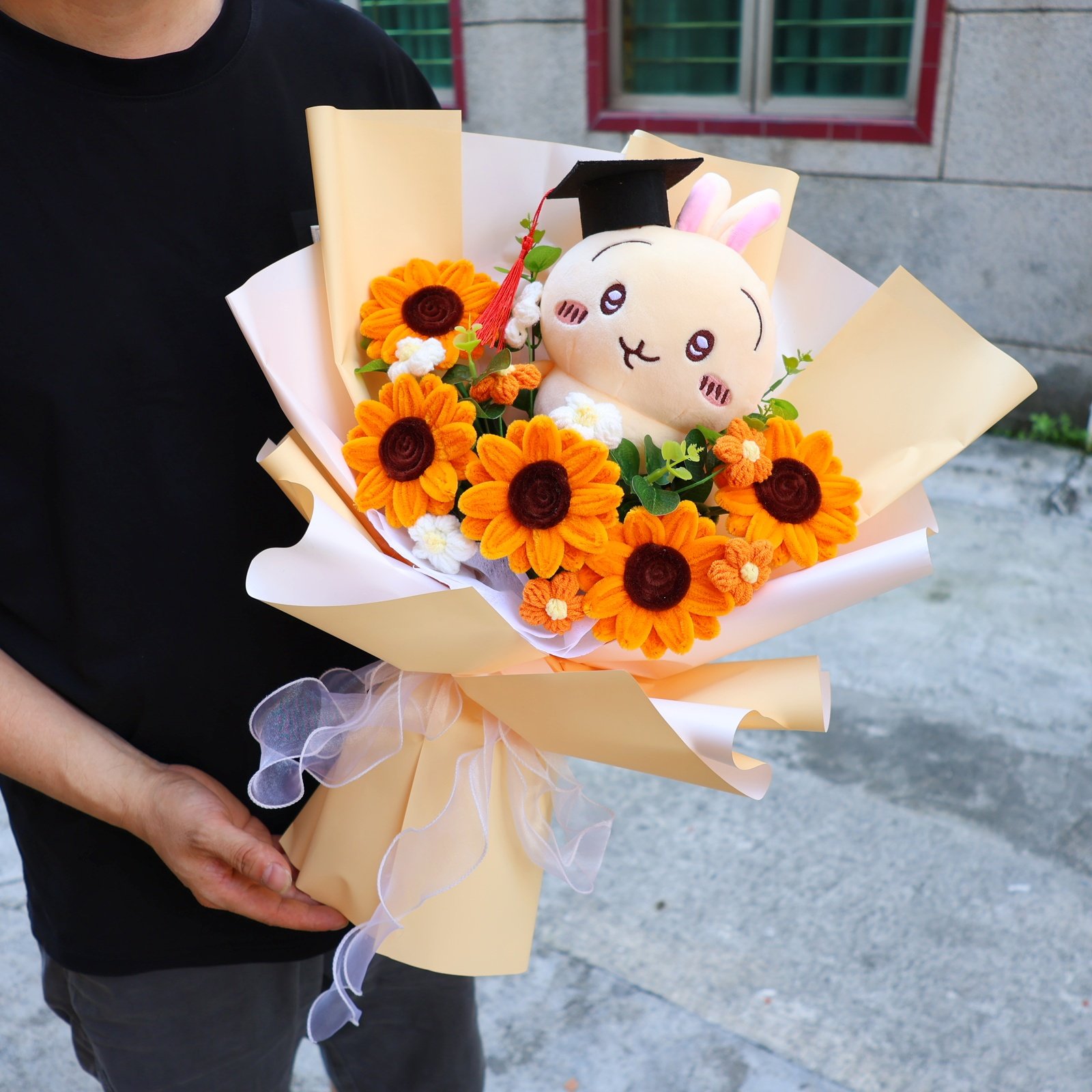 成人礼毕业季生日礼物小八乌萨奇玩偶公仔花束向日葵送孩子同学