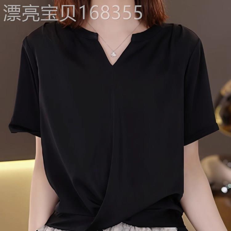黑色天丝短袖衬衫女夏季薄款2026新款高级设计感V领半袖衬衣上衣