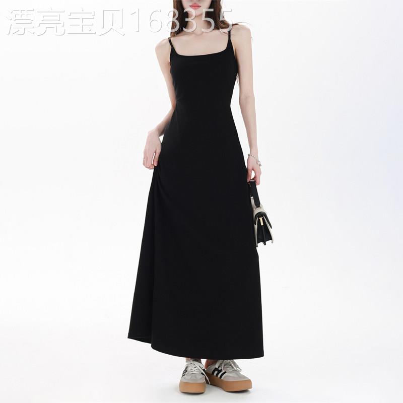 潮牌带胸垫连衣裙女2026夏季新款小个子吊带长裙修身气质度假裙