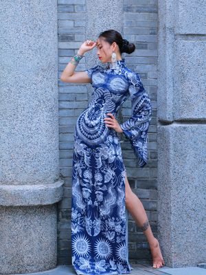 原创国风中式蜡染长短袖走秀旗袍