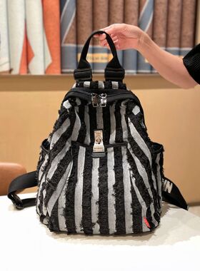 轻便帆布双肩包女2026新款超火时尚女士背包大容量旅行包休闲旅游