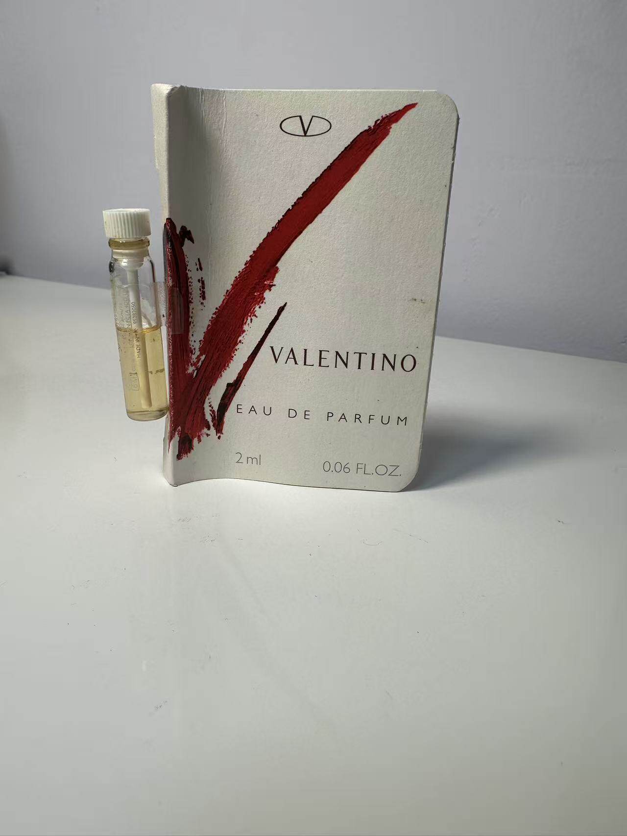 Valentino Voce Viva 华伦天奴Voce Viva女士试管香水2ml