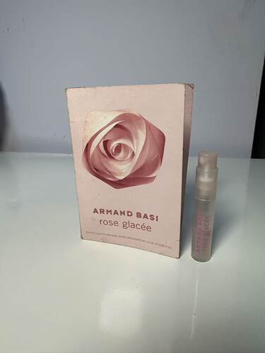 Armand Basi Rose Glacee阿曼贝丝 冰玫瑰 女士试管香水1.6ml