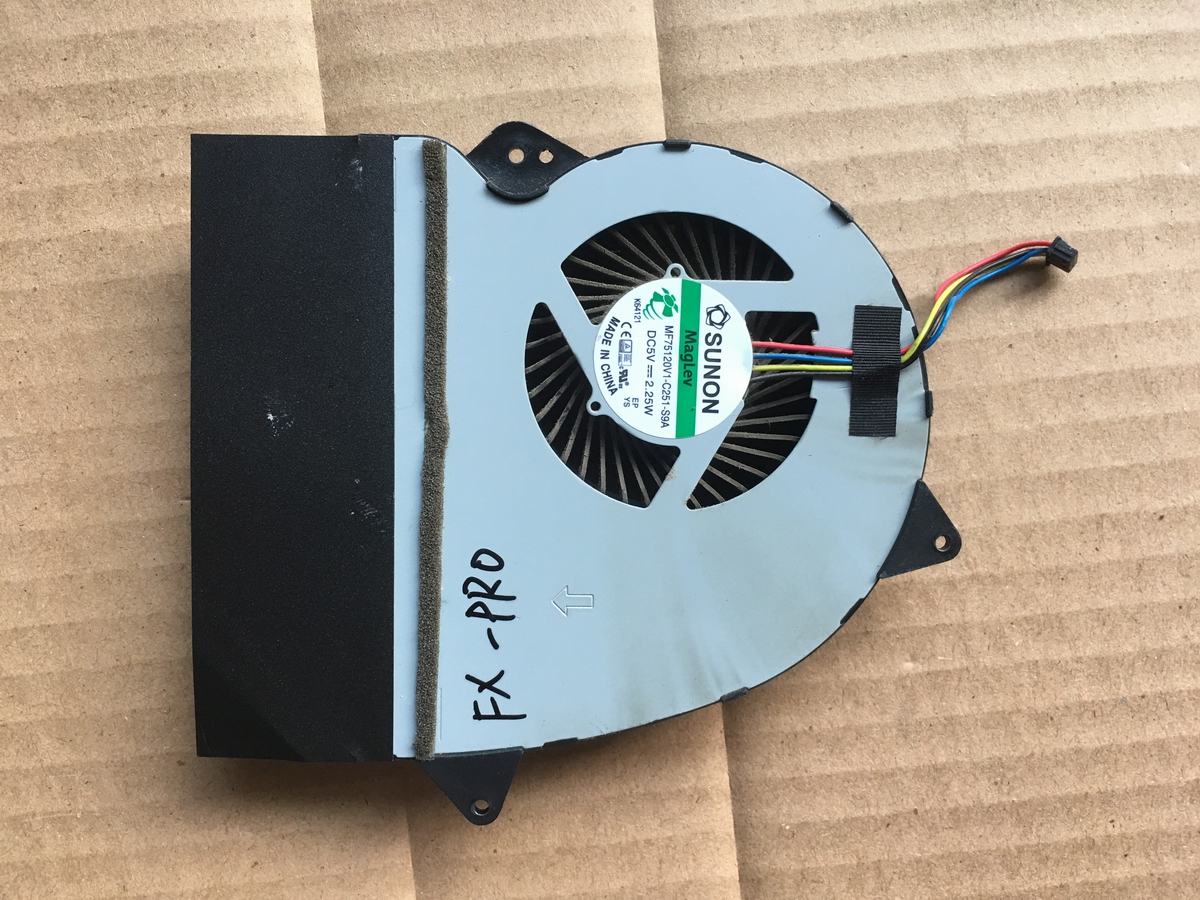 飞行堡垒散热风扇Asus/华硕