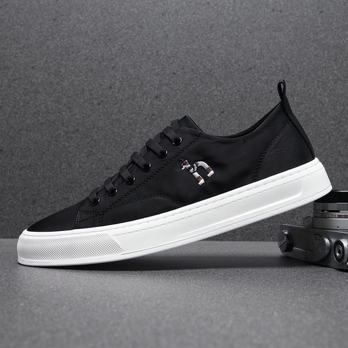 2026春季男透气一脚蹬布鞋男百搭