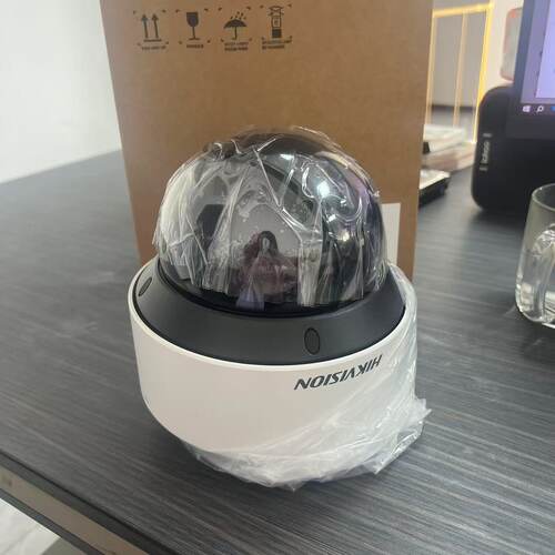 全新海康威视DS-2PT7D20IW-DE(2.8-12mm)  200万星光级网络PT半球