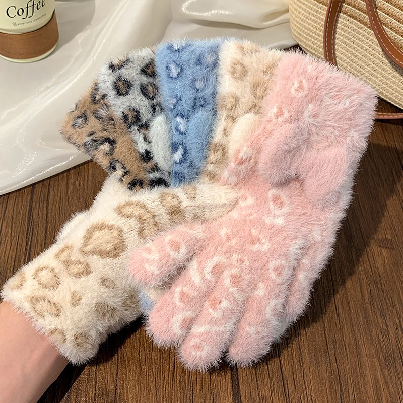 蝴蝶结豹纹毛绒冬季手套女士可爱针织可触屏露指保暖防寒学生手套