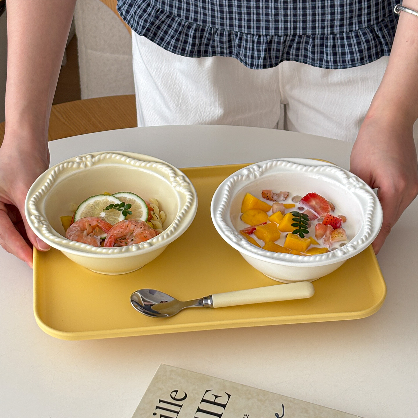 穆尼 法式复古ins少女浮雕蝴蝶结碗点心甜品碗酸奶米饭碗早餐小碗