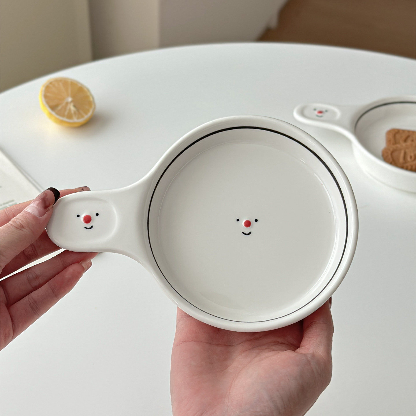 穆尼 可爱雪人手柄碟ins小菜甜品盘家用蘸料调味碟早餐煎蛋吐司碟