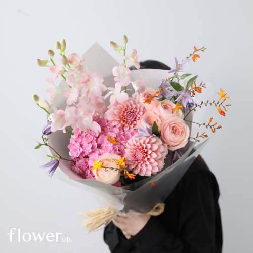 [生日花束合集]植物图书馆杭州同城生日花束送女友鲜花礼物