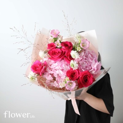 [亲爱的]植物图书馆杭州同城弗洛伊德玫瑰鲜花花束送女友生日礼物