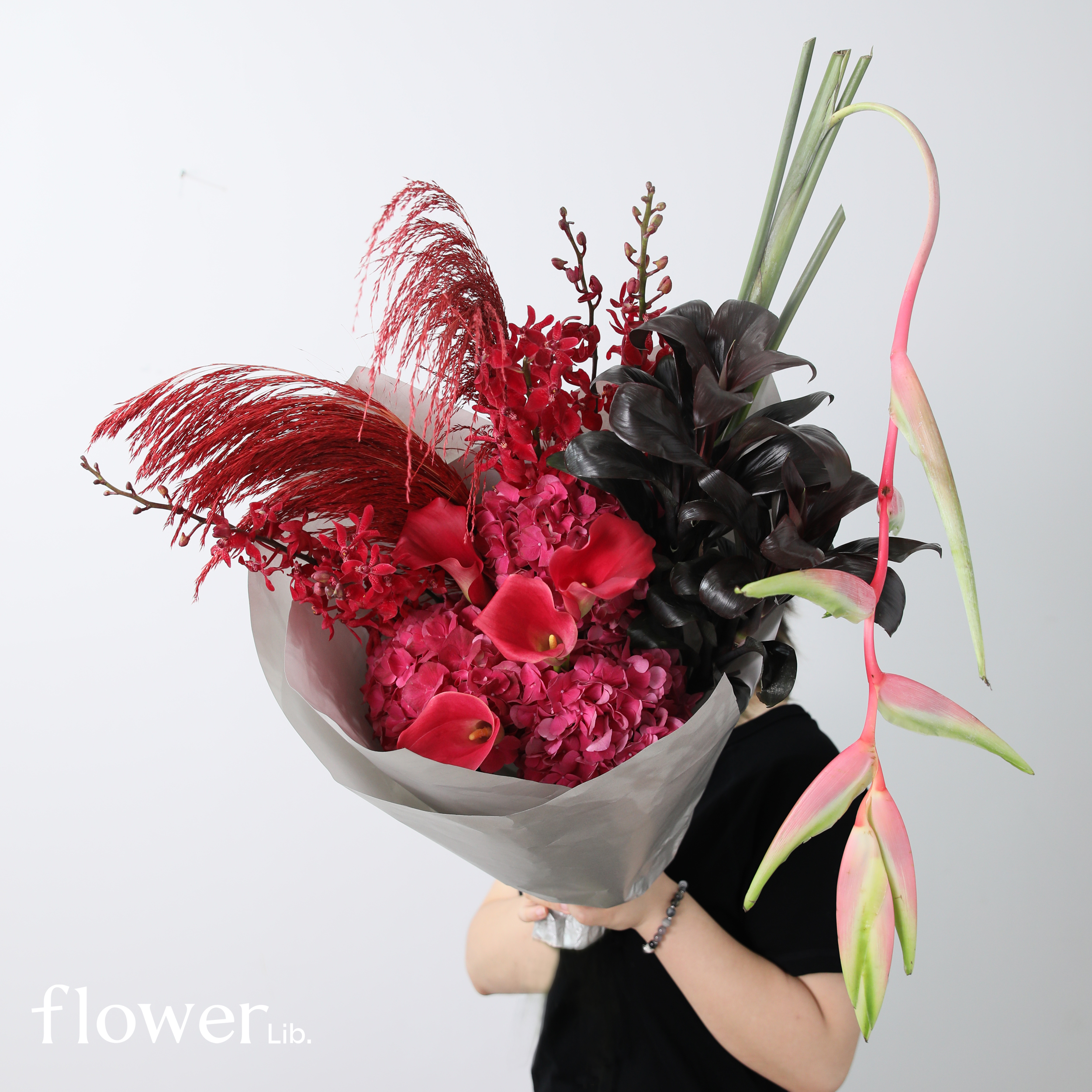 [热烈]植物图书馆杭州同城红色系花束秋季送女友生日花束