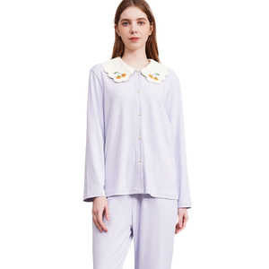 100%感觉女性娃娃领家居服