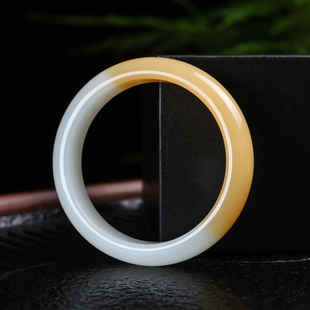 天然和田玉糖料手镯女款扁条玉镯平安镯新疆玉器糖玉女士玉镯福镯