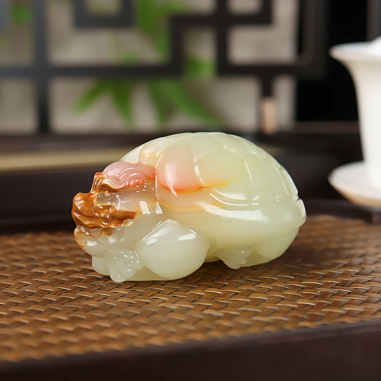 天然新疆和田玉籽料龙龟手把件长寿乌龟挂件把玩件把件精雕玉器