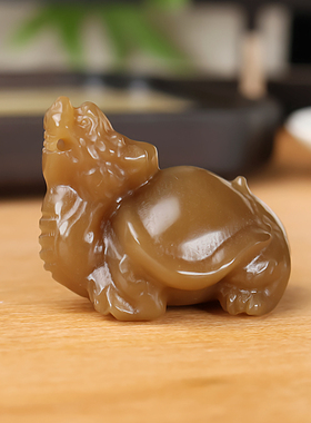 新疆和田玉糖玉龙龟手把件