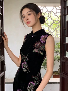 现货 黑鸢尾气质复古显瘦连衣裙女新中式国风重工刺绣改良旗袍夏