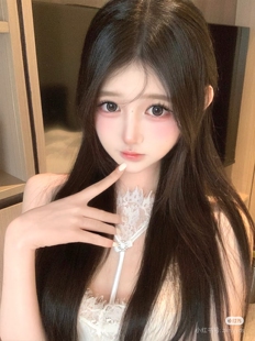 天莱女友～薄款性感蕾丝纯欲挂脖设计感文胸内衣可外穿吊带背心