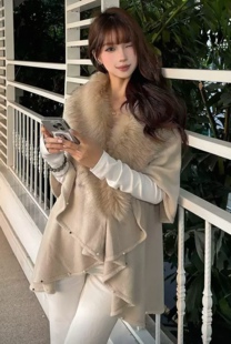 【灵动弧度】仿狐狸毛毛领斗篷披肩衫钉珠设计感针织外套开衫外套