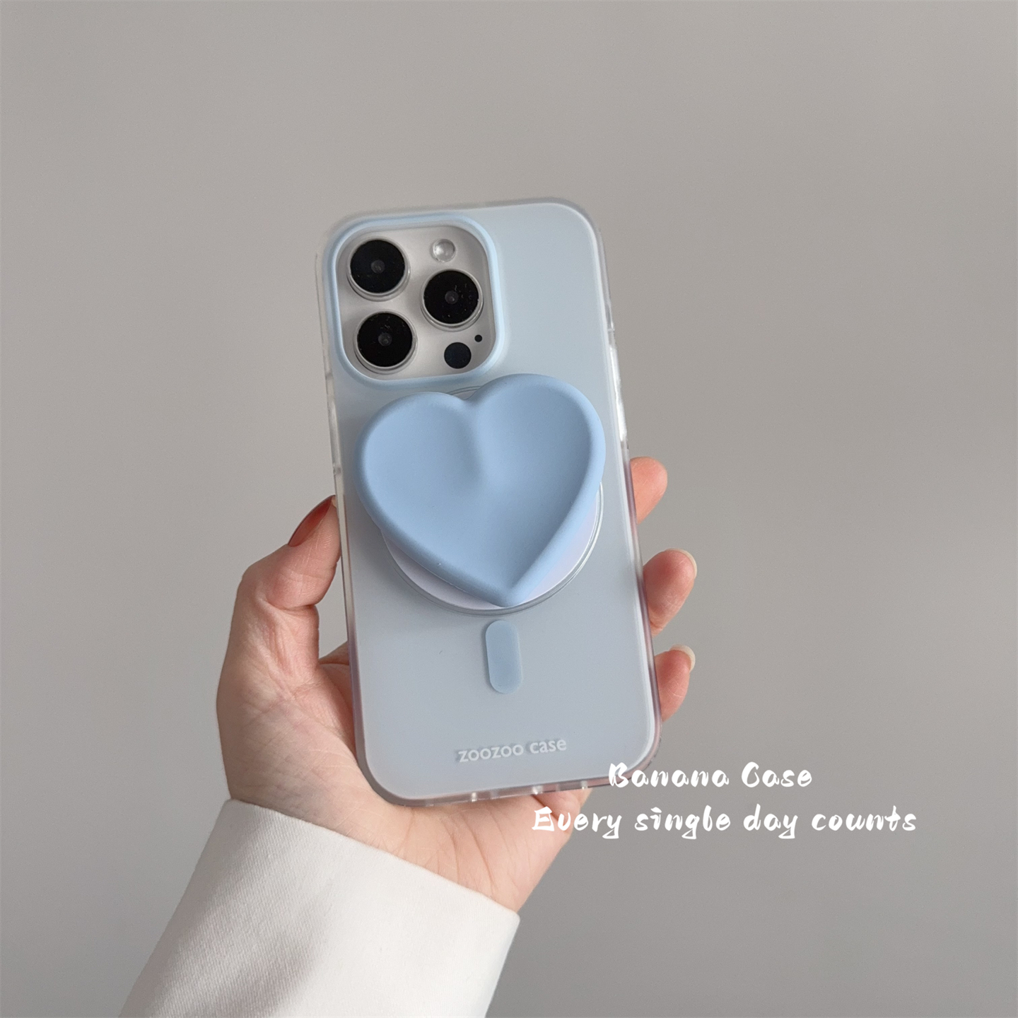 小众ins奶蓝色磨砂磁吸手机壳