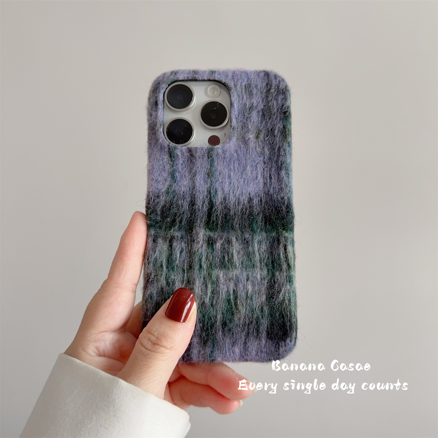 秋冬复古紫绿撞色格纹绒布手机壳