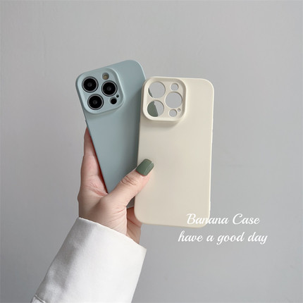 BananaCase极简ins小众肤感纯色适用苹果15pro手机壳iPhone14硅胶13promax古董白12全包防摔11保护套15plus软