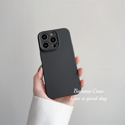 BananaCase新款简约石墨色适用15promax苹果14pro手机壳iPhone13全包硅胶12pro防摔15纯色保护套14软壳